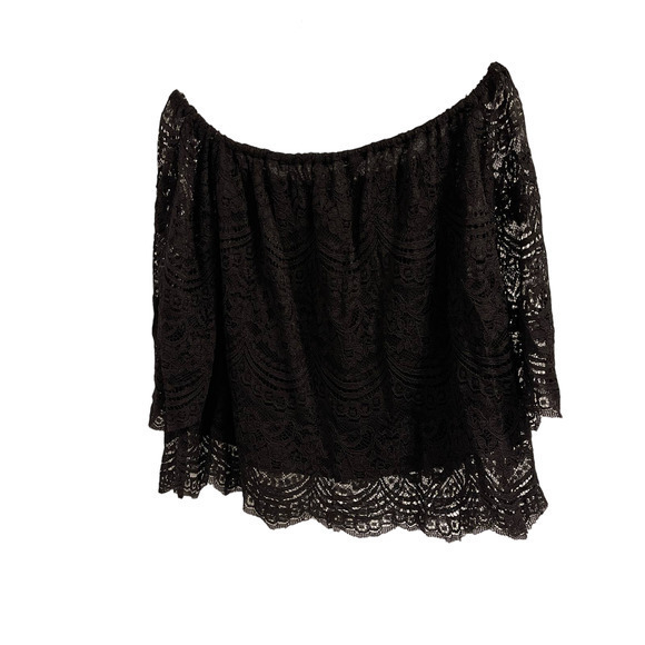Cupcakes and Cashmere Off the Shoulder Black Top Medium Lace Over Tank Preowned - Picture 3 of 9
